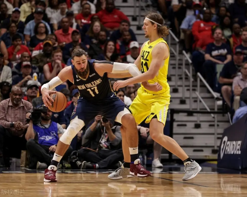 湖人爆冷美国男篮，米切尔完成帽子戏法