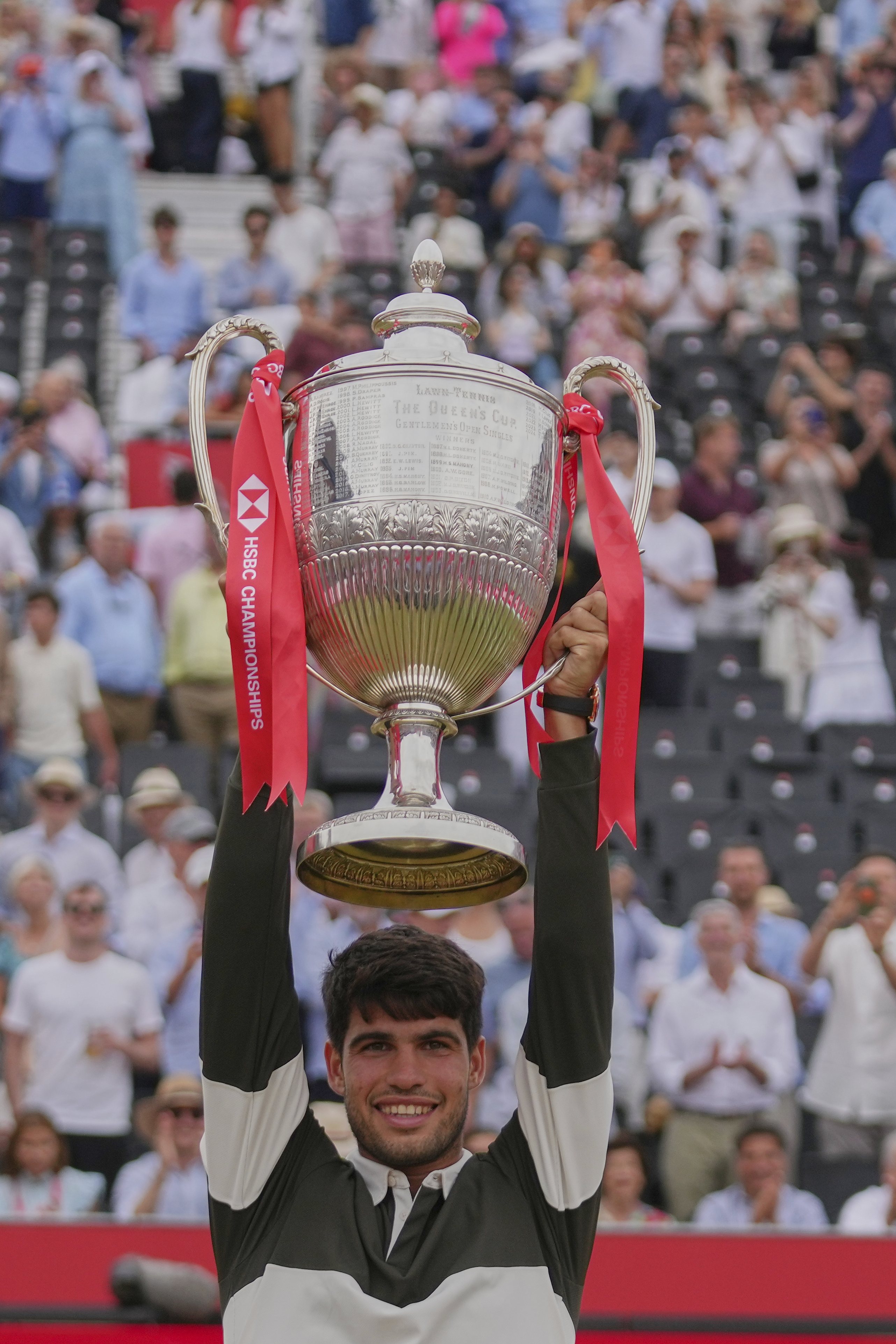 欧洲网球队绝杀德国网球队，阿尔卡拉斯送出助攻