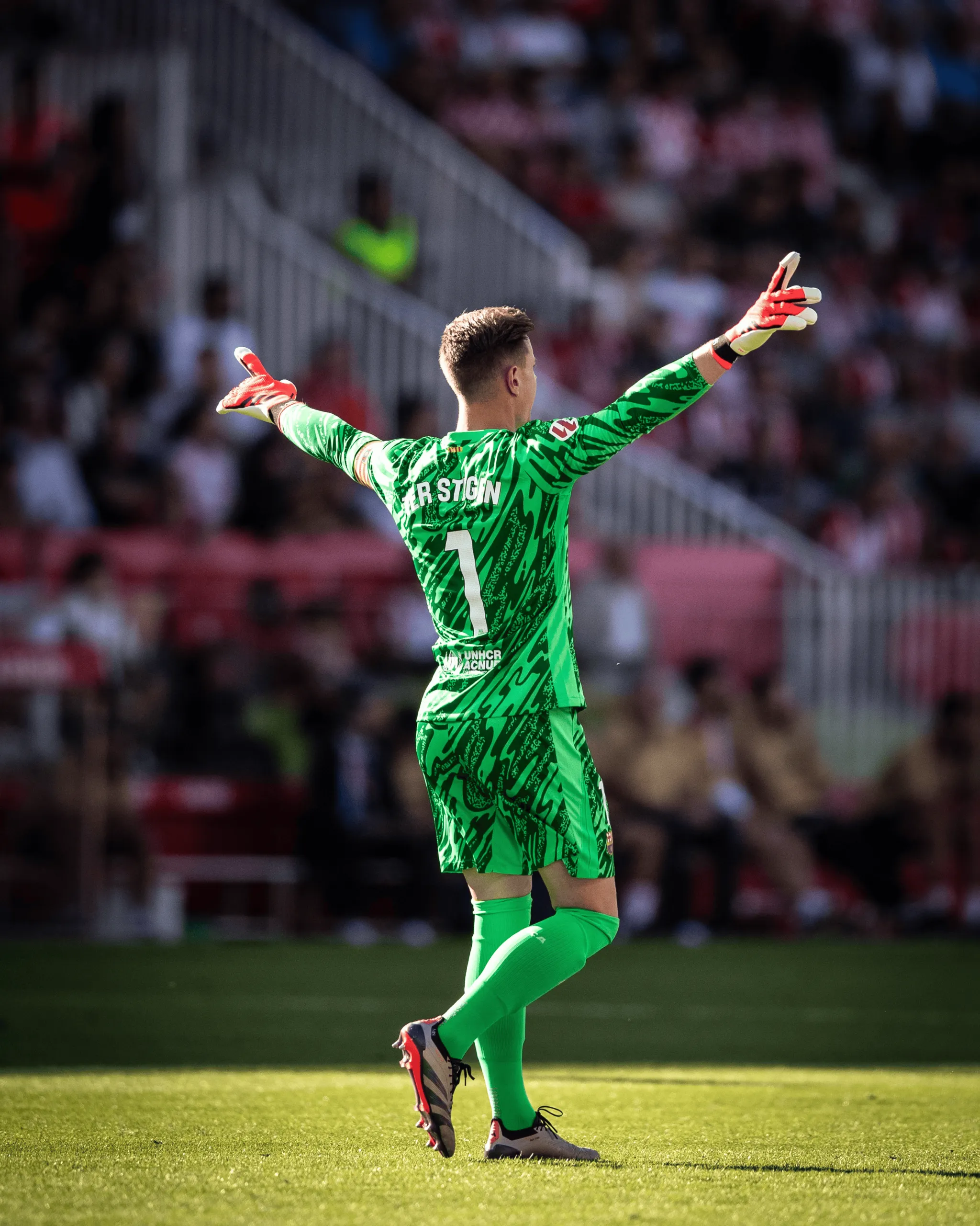 瓦伦西亚险胜比利时，特尔施特根高光表现的简单介绍