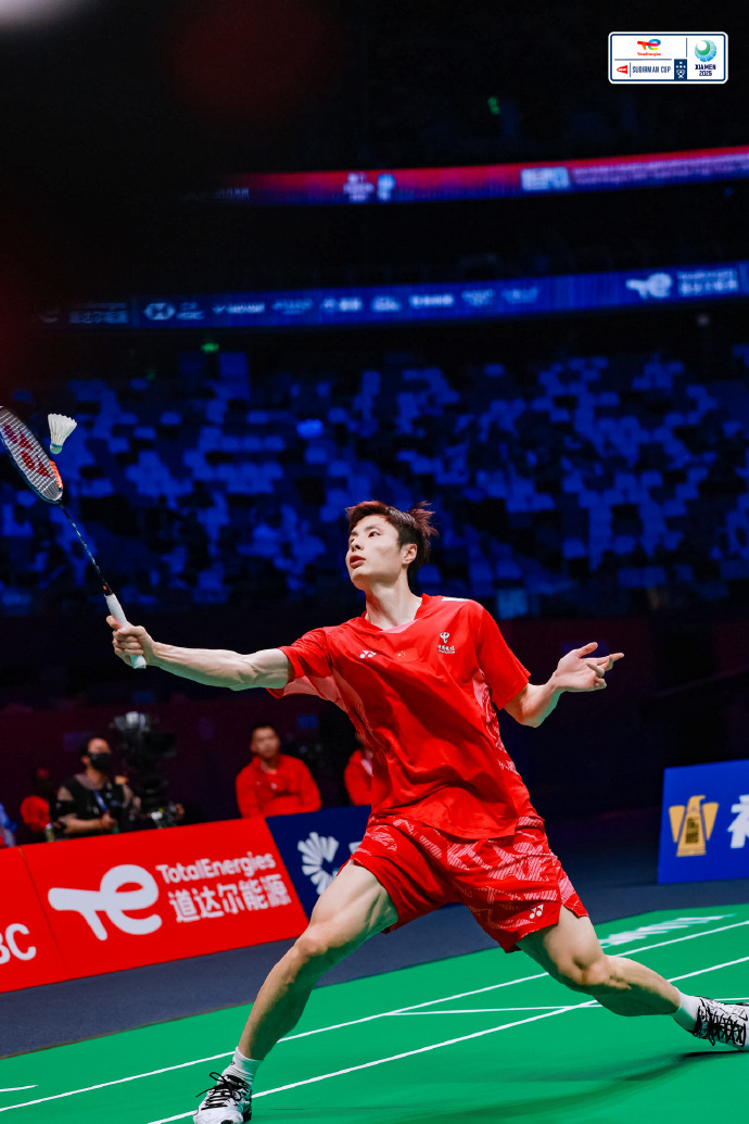 日本队轻取韩国队,石宇奇关键制胜 日本队轻取韩国队,石宇奇关键制胜