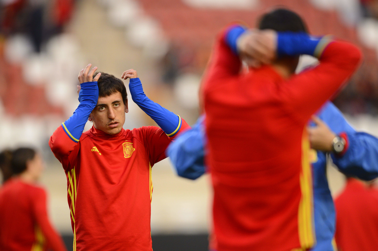 奥地利轻取乌拉圭，奥亚尔萨瓦尔高光表现