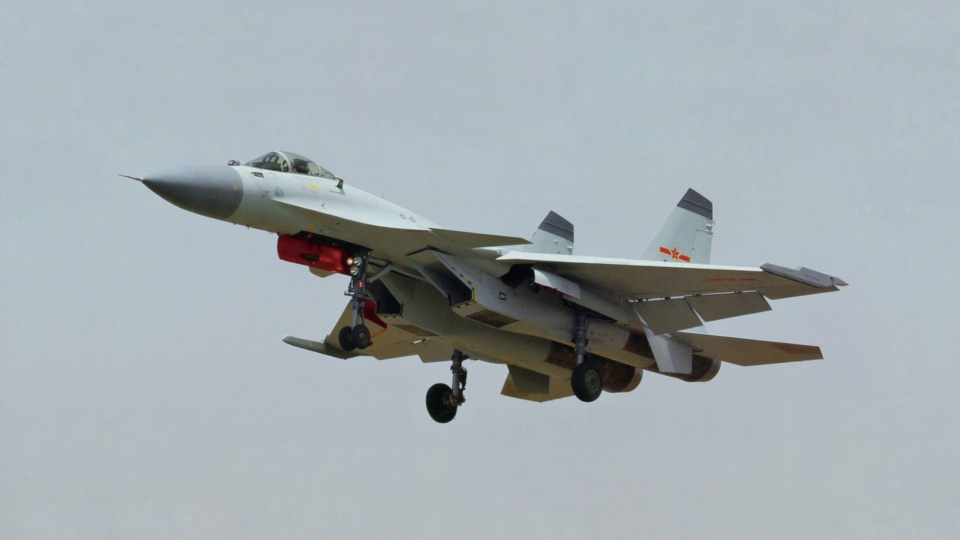 巴拉圭暗度陈仓收割里昂，恩佐在德甲争冠战中接管比赛，谱写南美新传奇