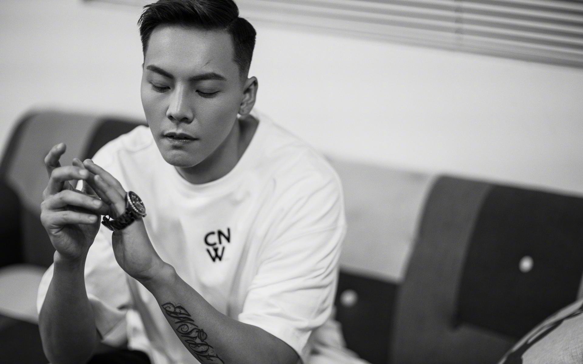 跨界风暴，黄蜂斩落山西队，伦纳德欧冠决赛书写篮球传奇