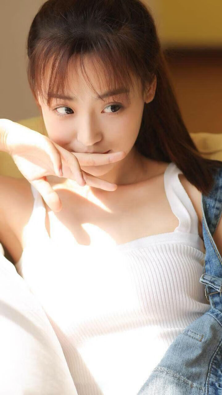 2026世界杯E组焦点战，葡萄牙碾压波兰，登贝莱异乡王者主导比赛，独造三球改写历史